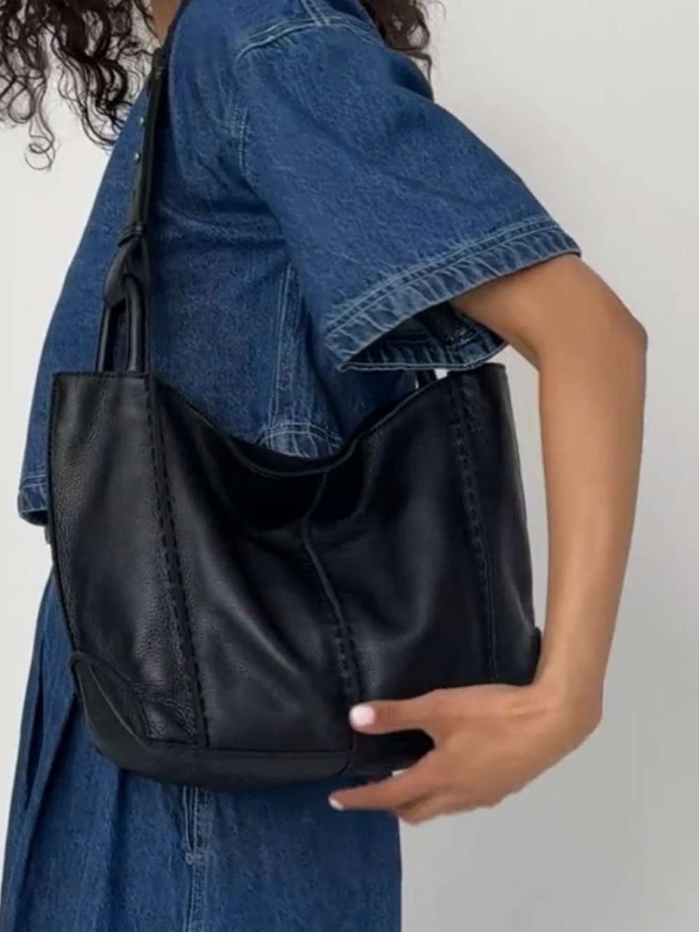 The Sak Los Feliz Black Leather Medium Slouchy Tote Shoulder Bag